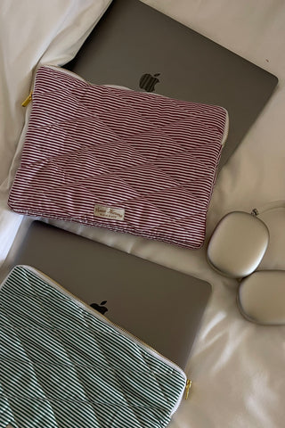 CHERRY CHIC LAPTOP CASE