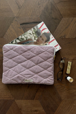 CHERRY CHIC LAPTOP CASE