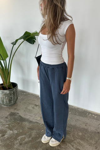 WASHED BLUE STRAIGHT SWEATPANTS