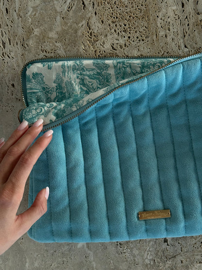 “AQUAMARINE" SUEDE LAPTOP CASE