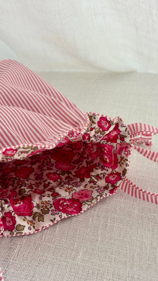 COTTON CANDY GIVEAWAY POUCH