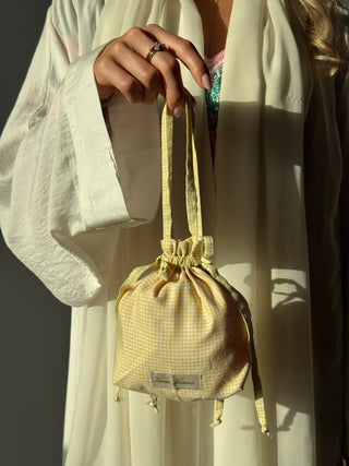 BUTTERCUP GIVEAWAY POUCH