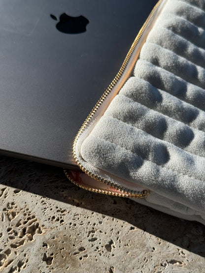 “POWDER" SUEDE LAPTOP CASE