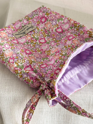 "YASMINA" GIVEAWAY POUCH