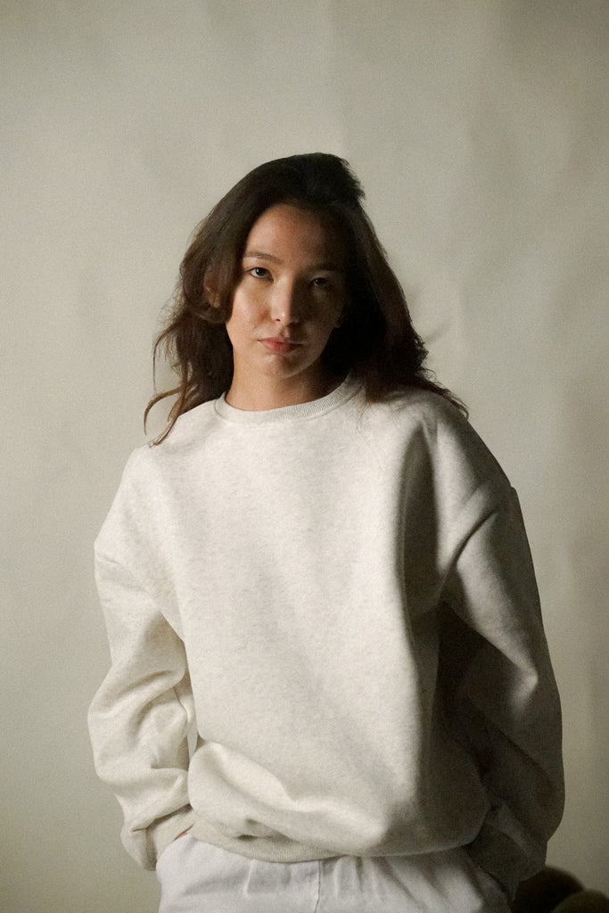 'LIGHT GRAY' UNISEX SWEATSHIRT