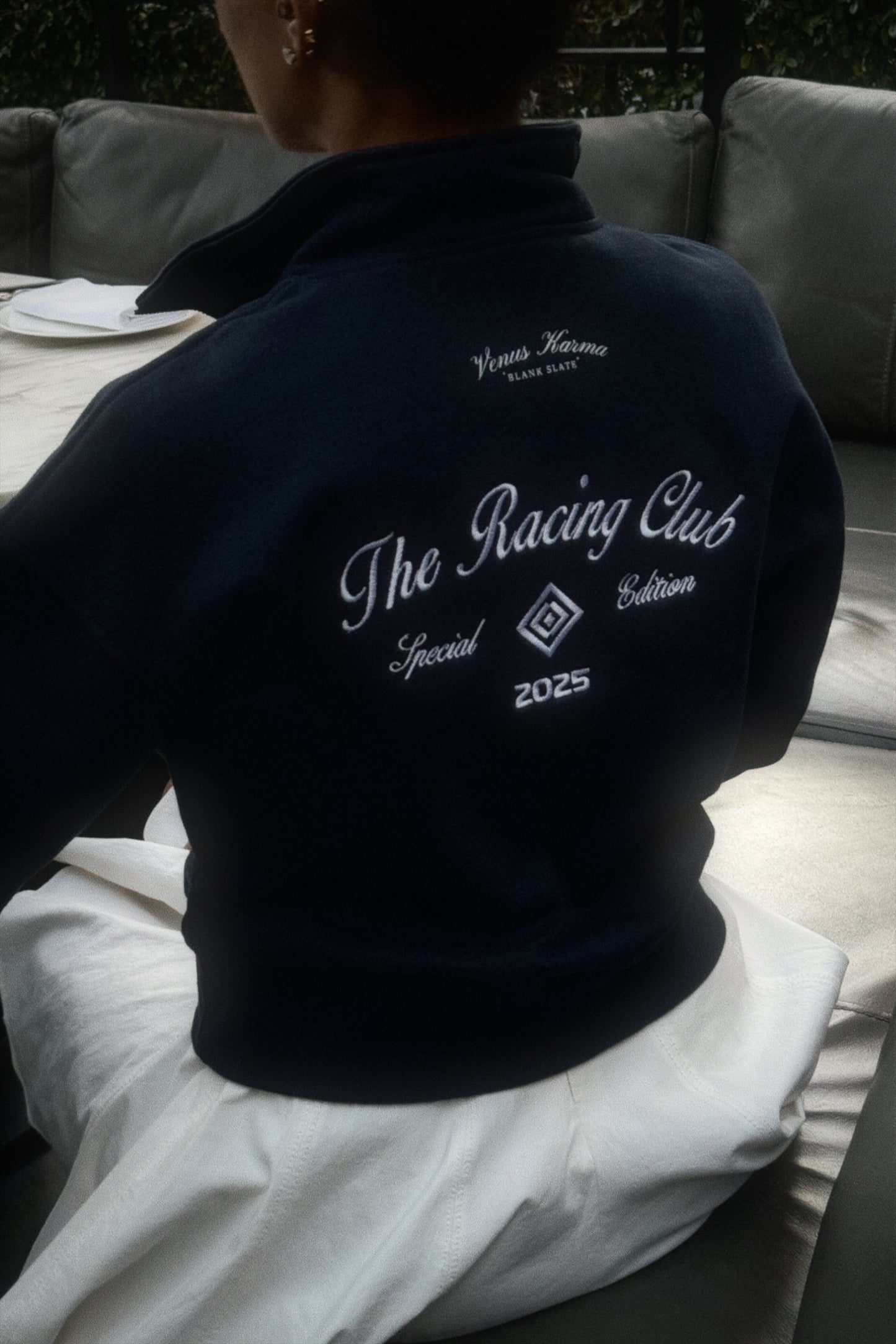 "VINTAGE SOCIETY" NAVY HALF-ZIP SWEATSHIRT