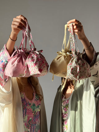 BABY ROSE GIVEAWAY POUCH