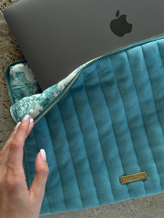 “AQUAMARINE" SUEDE LAPTOP CASE