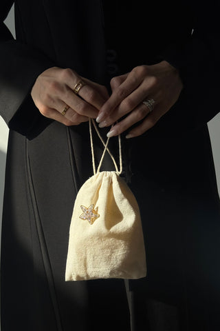 STAR GIVEAWAY POUCH
