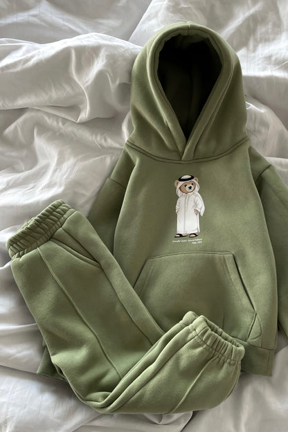 LITTLE "QATAR ICONIC BEAR" SAGE GREEN SET