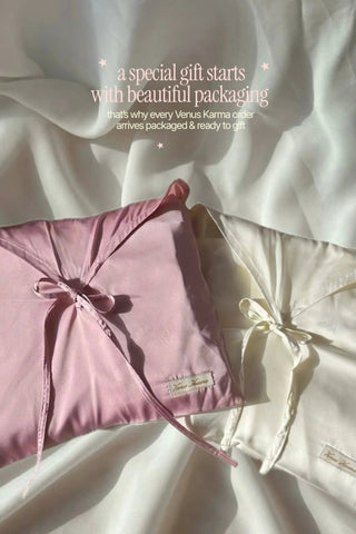 BLUSH SILKY SLEEPWEAR SET Venus Karma