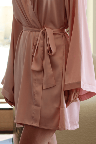 Blush short kimono robe in silky satin by Venus Karma