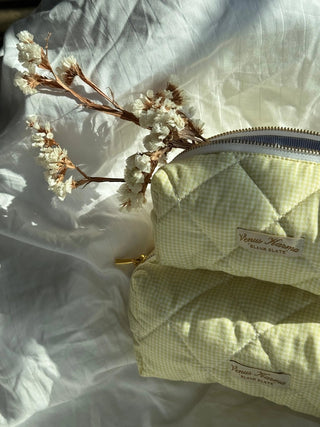 BUTTERCUP BEAUTY POUCH Venus Karma