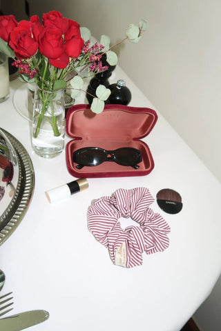 CHERRY CHIC SCRUNCHIE Venus Karma