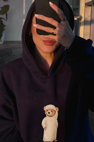 EMIRATI ICONIC TEDDY BEAR HOODIE Venus Karma