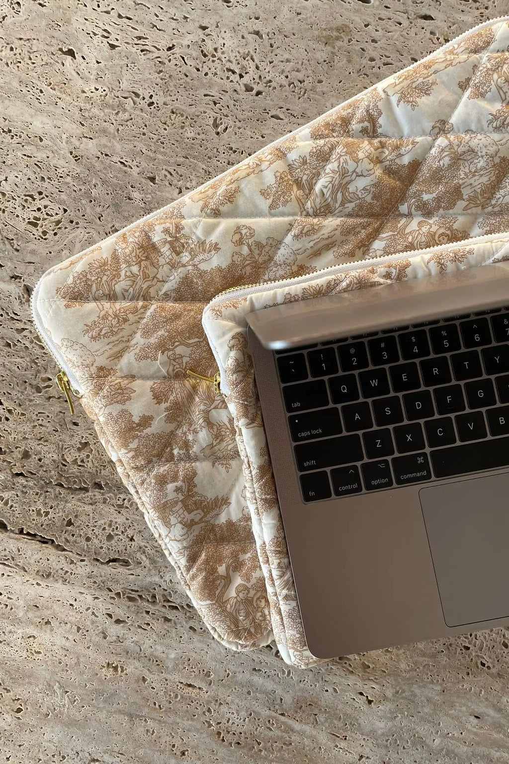 BRONZE RIVIERA LAPTOP CASE – Venus Karma