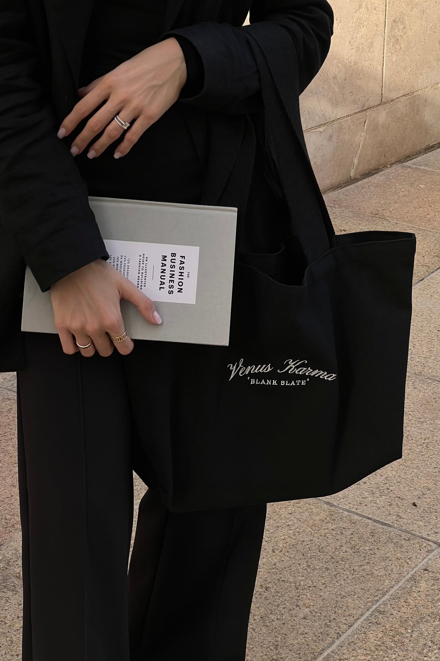 "UAE ICONIC BEAR" BLACK TOTE BAG