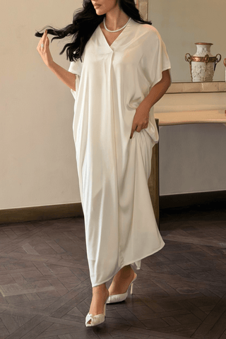 Ivory satin jalabiya with V-neck by Venus Karma