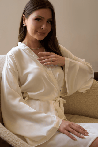 Ivory short kimono robe in silky satin by Venus Karma