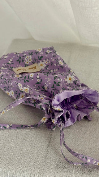 LAVENDER GIVEAWAY POUCH Venus Karma
