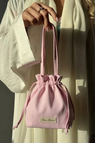 LULU GIVEAWAY POUCH Venus Karma