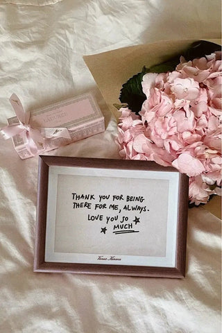 “MAKE YOUR OWN” FRAME Venus Karma