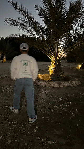 "THE MATCHA CLUB" WHITE SWEATSHIRT Venus Karma