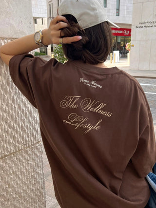 "THE WELLNESS LIFESTYLE" BROWN OVERSIZED T-SHIRT Venus Karma