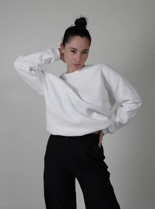 WHITE SWEATSHIRT Venus Karma